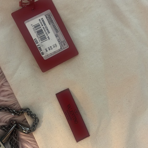 Valentino Rock-stud Matelasse Leather Quilted Shoulder bag - Picture 2 of 9